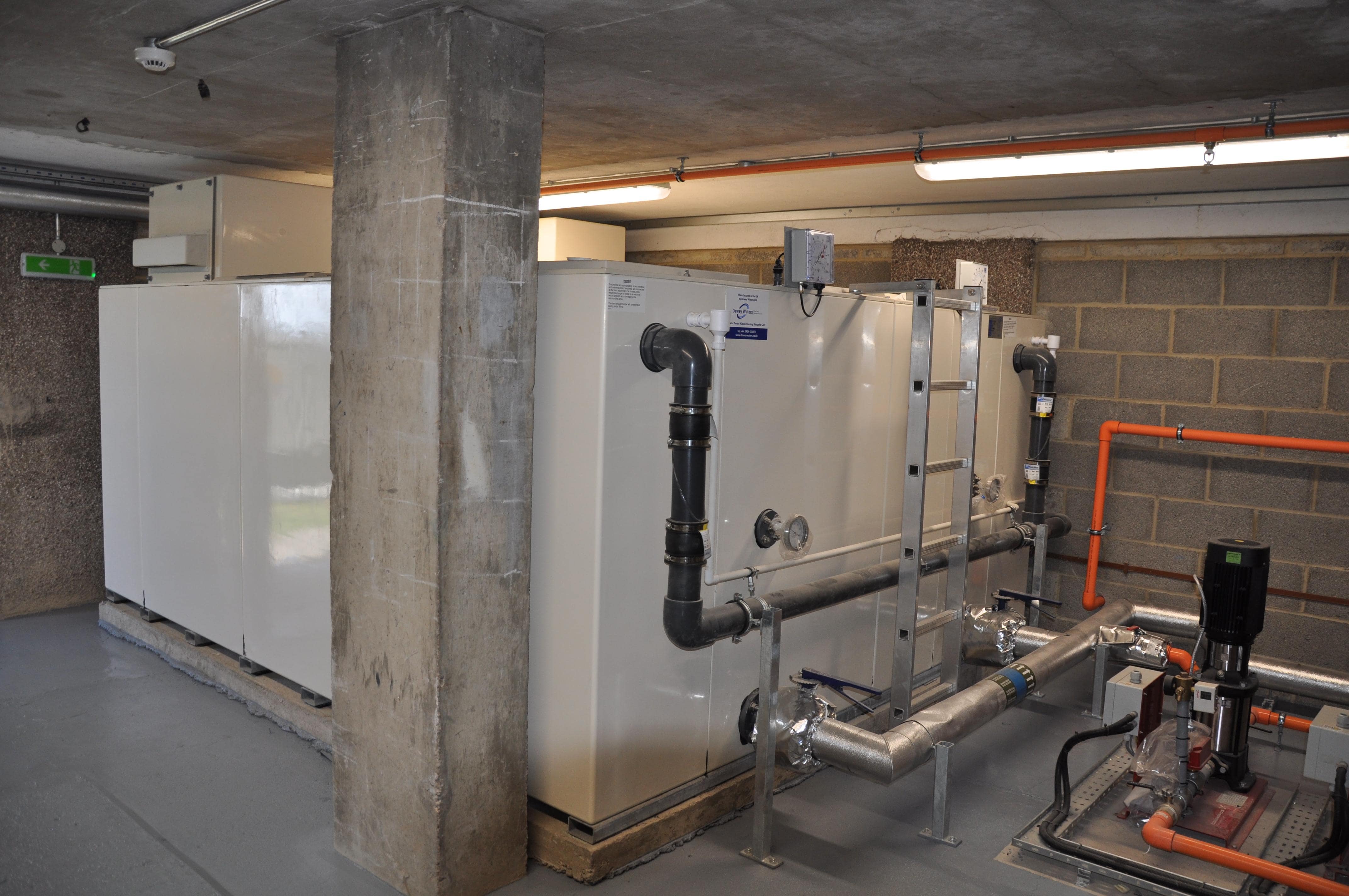 Spencerbeck-15000-litre-water-tank-min